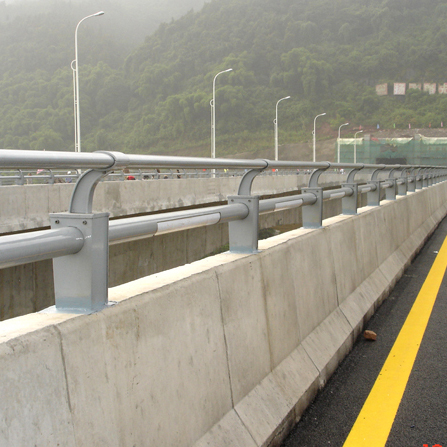 道路護(hù)欄